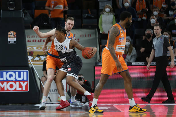 轻且极具潜 轻且极具潜