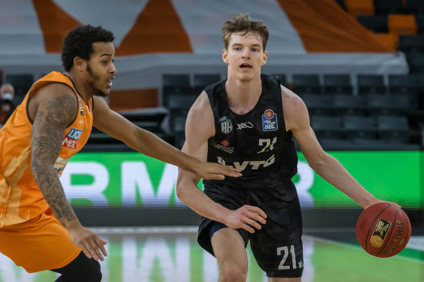 增强了板凳 增强了板凳