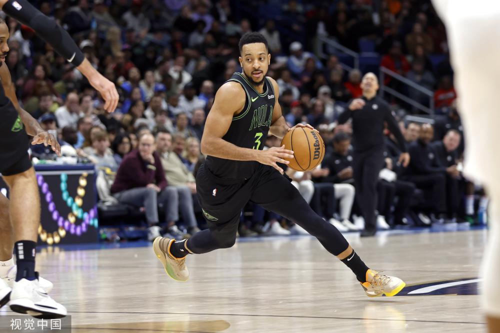 同时出现在 同时出现在